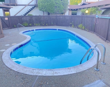 1997 Ascot Dr - Photo Thumbnail 20