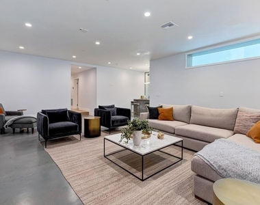 489 S Willaman Drive - Photo Thumbnail 49