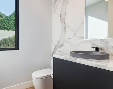 489 S Willaman Drive - Photo Thumbnail 18