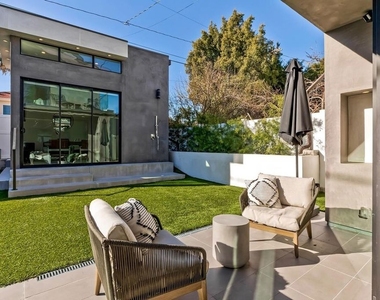 489 S Willaman Drive - Photo Thumbnail 19