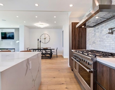 489 S Willaman Drive - Photo Thumbnail 11