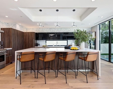 489 S Willaman Drive - Photo Thumbnail 8