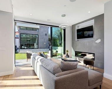 489 S Willaman Drive - Photo Thumbnail 3