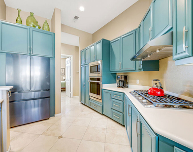 78770 Spyglass Hill Drive - Photo Thumbnail 15