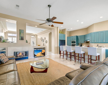 78770 Spyglass Hill Drive - Photo Thumbnail 10