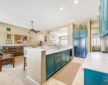 78770 Spyglass Hill Drive - Photo Thumbnail 16