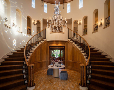 1008 Lexington Road - Photo Thumbnail 3