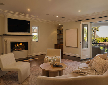1008 Lexington Road - Photo Thumbnail 17