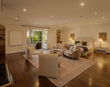 1008 Lexington Road - Photo Thumbnail 16