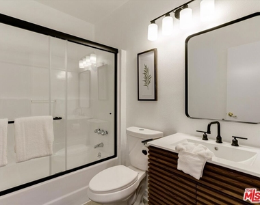 17100 Barneston Street - Photo Thumbnail 19