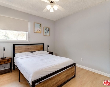 17100 Barneston Street - Photo Thumbnail 28