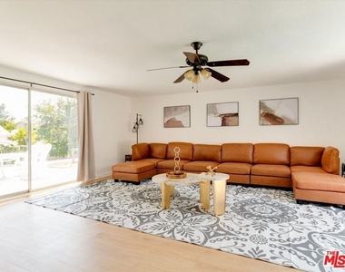 17100 Barneston Street - Photo Thumbnail 7
