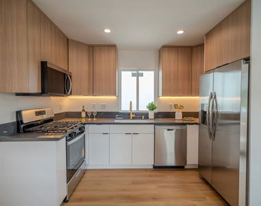 1139 Lima Street - Photo Thumbnail 5