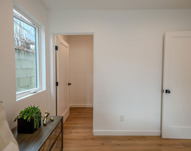 1139 Lima Street - Photo Thumbnail 18