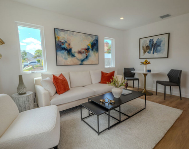 1139 Lima Street - Photo Thumbnail 8