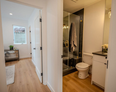 1139 Lima Street - Photo Thumbnail 13