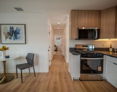 1139 Lima Street - Photo Thumbnail 9