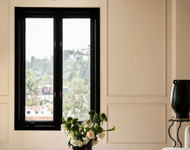 1424 N Crescent Heights Boulevard - Photo Thumbnail 5