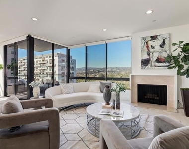 10350 Wilshire Boulevard - Photo Thumbnail 1