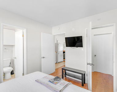 313 Mildred Avenue - Photo Thumbnail 11
