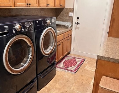 11570 W Sunset Boulevard - Photo Thumbnail 19