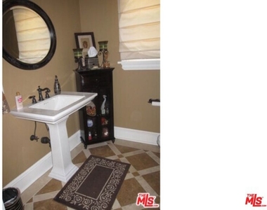 11570 W Sunset Boulevard - Photo Thumbnail 36