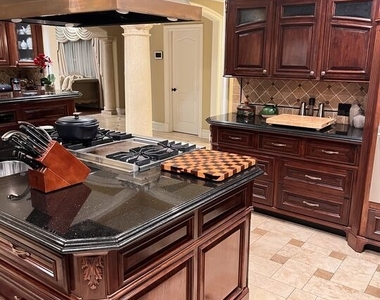 11570 W Sunset Boulevard - Photo Thumbnail 14