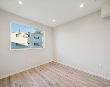 1051 S Corning Street - Photo Thumbnail 28
