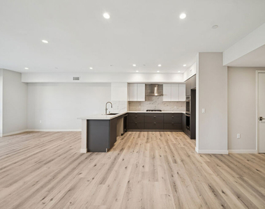 1051 S Corning Street - Photo Thumbnail 11