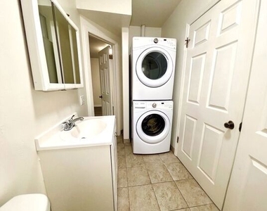 4343 W 4th Street - Photo Thumbnail 3