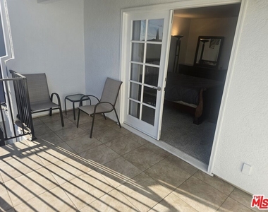 506 S Grevillea Avenue - Photo Thumbnail 14