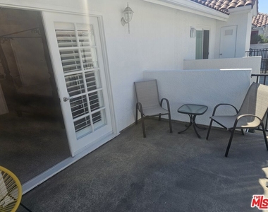 506 S Grevillea Avenue - Photo Thumbnail 15