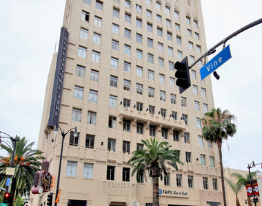 6253 Hollywood Boulevard - Photo Thumbnail 1