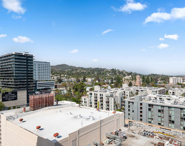 6253 Hollywood Boulevard - Photo Thumbnail 27