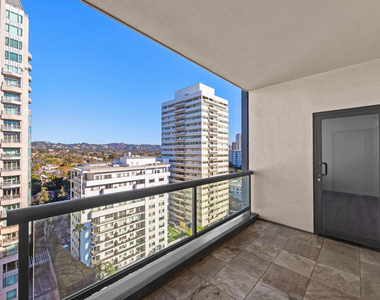 10724 Wilshire Boulevard - Photo Thumbnail 13