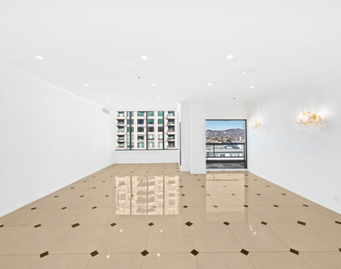 10724 Wilshire Boulevard - Photo Thumbnail 8