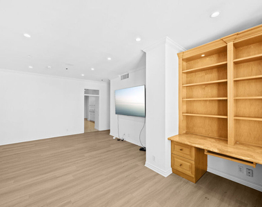 10724 Wilshire Boulevard - Photo Thumbnail 27