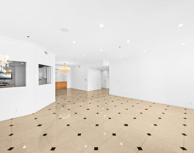10724 Wilshire Boulevard - Photo Thumbnail 12