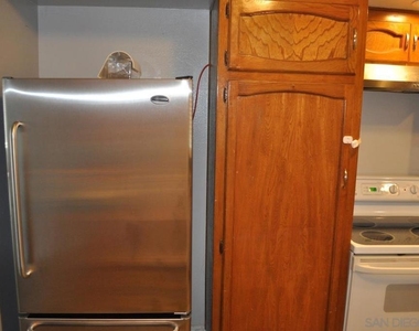 6808 Hyde Park Drive - Photo Thumbnail 2