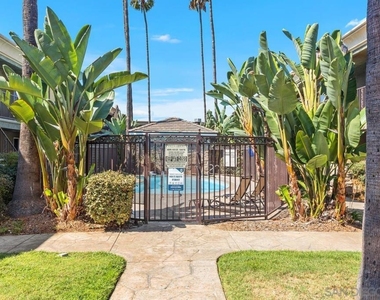 800 N Mollison - Photo Thumbnail 10