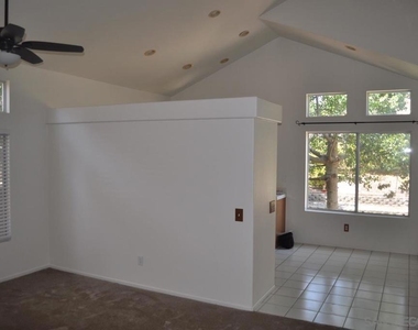 1518 Shoreacres Drive - Photo Thumbnail 5