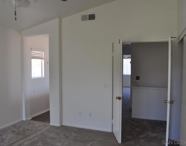 1518 Shoreacres Drive - Photo Thumbnail 14