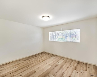 6095 Agee St - Photo Thumbnail 14