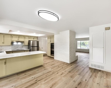 6095 Agee St - Photo Thumbnail 5
