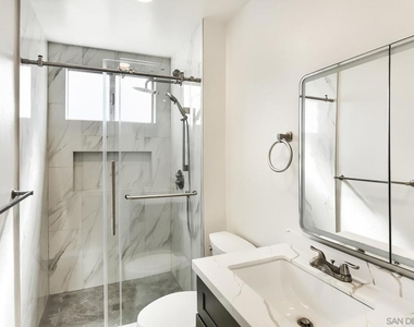 6095 Agee St - Photo Thumbnail 9