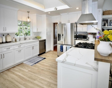 529 Fern Glen - Photo Thumbnail 6