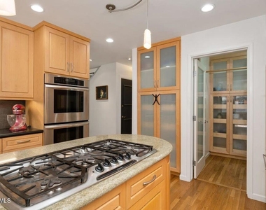 21705 Entrado Drive - Photo Thumbnail 17