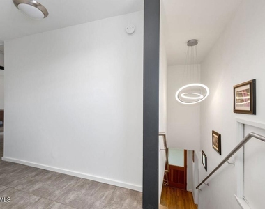 21705 Entrado Drive - Photo Thumbnail 19