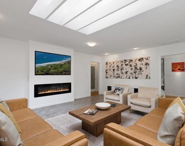 21705 Entrado Drive - Photo Thumbnail 8
