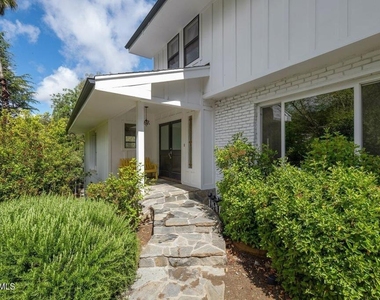 21705 Entrado Drive - Photo Thumbnail 2